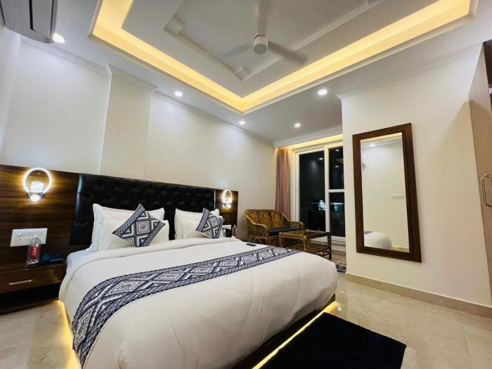 Hotel Gangotri near Lakshman Jhula, Tapovan