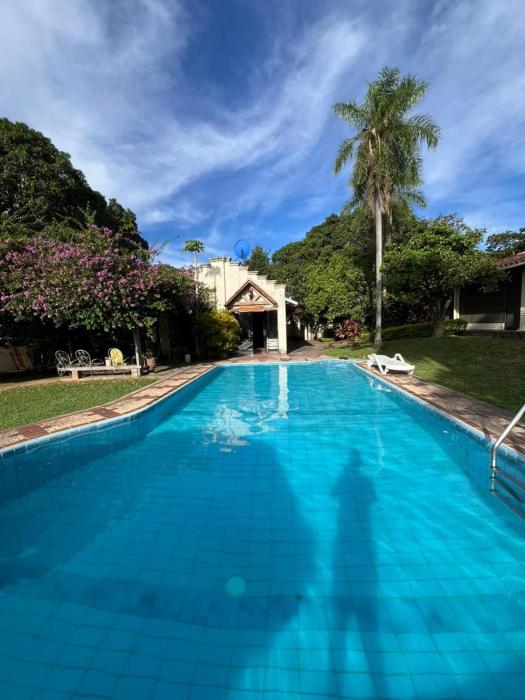 Hermosa casa quinta cerca de la ciudad