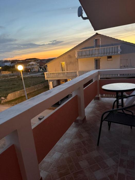Apartment Tamaris Vir near the beach - TA Leut Agency