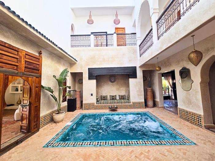 Riad Palmeraie - Jacuzzi Chauffé - 3 Piscines