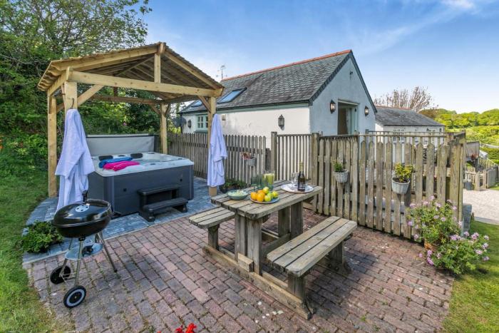 1 Bed in Truro oc-lsunf