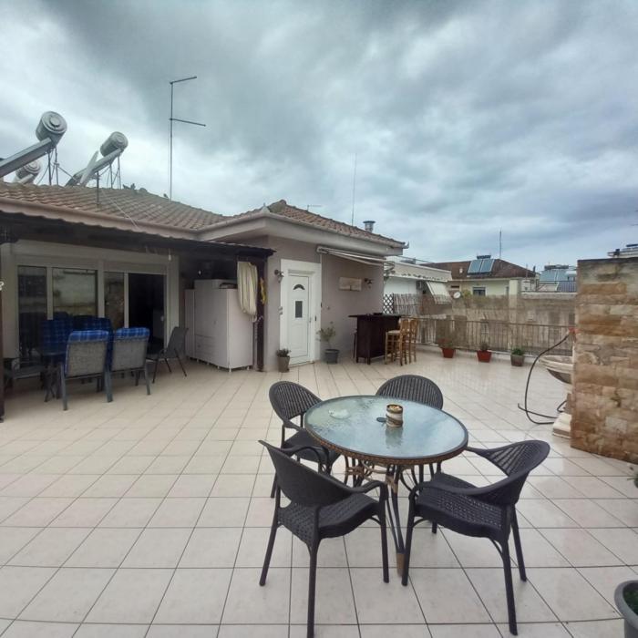 Evis balcony