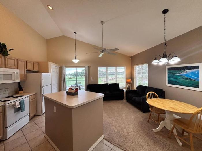 Right Direction Rentals 1 Bedroom Villa 9906