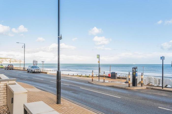 2 Bed in Sandown oc-96255