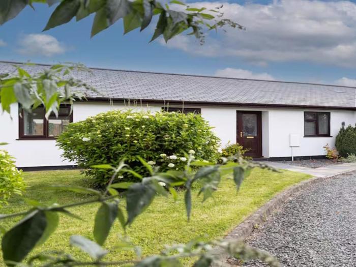 Peaceful Cornwall Retreat with Secure Garden