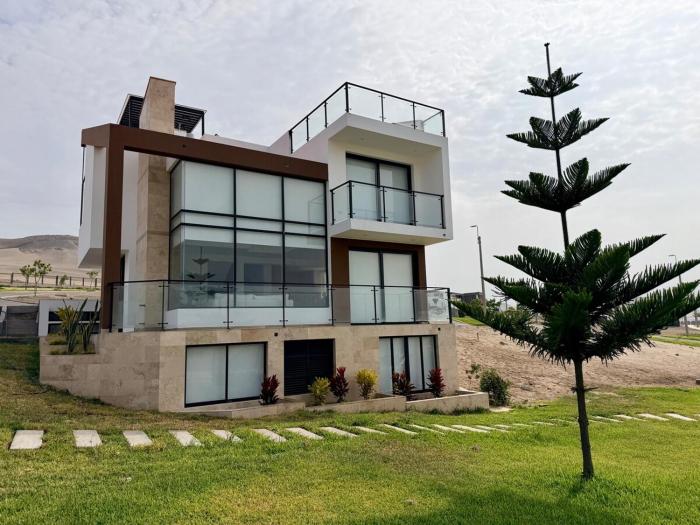 Casa de Playa de Estreno