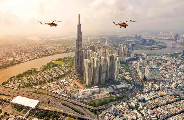 Vinhomes Central Park - Landmark 81 by Soluna Homes