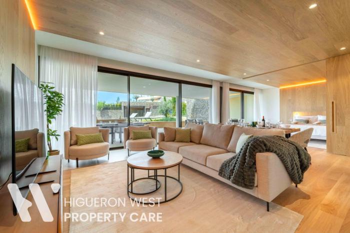 The Horizon Private Pool Terrace by HWPC