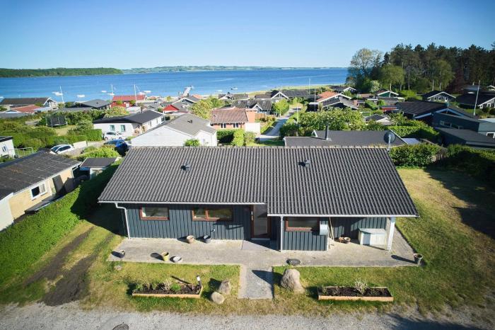 Grandmas Summer House