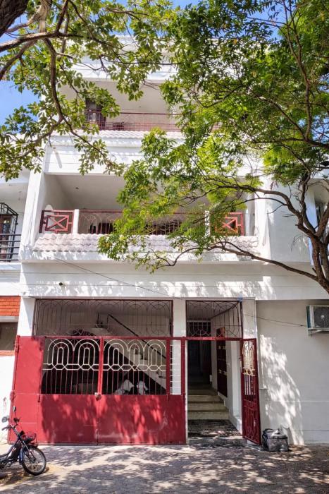 Carnival Villa