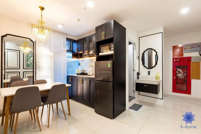 Furnished 2brs-2wc Room, 10mins walk to TSN Airport