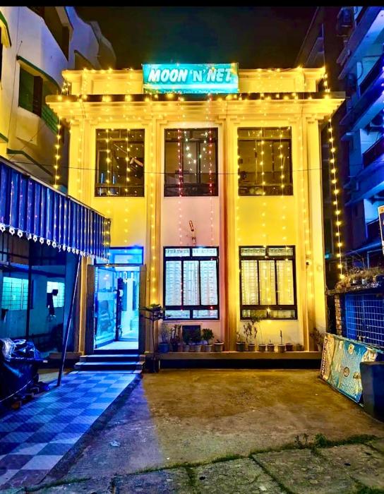 Hotel Moon N Net