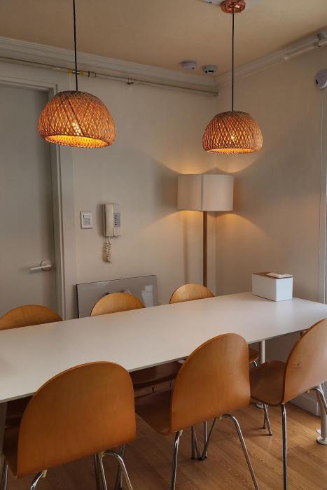 Daegu, Apsan, Room 2, Spacious Living Room, Emotional Dining, Pretty Bathtub, Parking Guaranteed