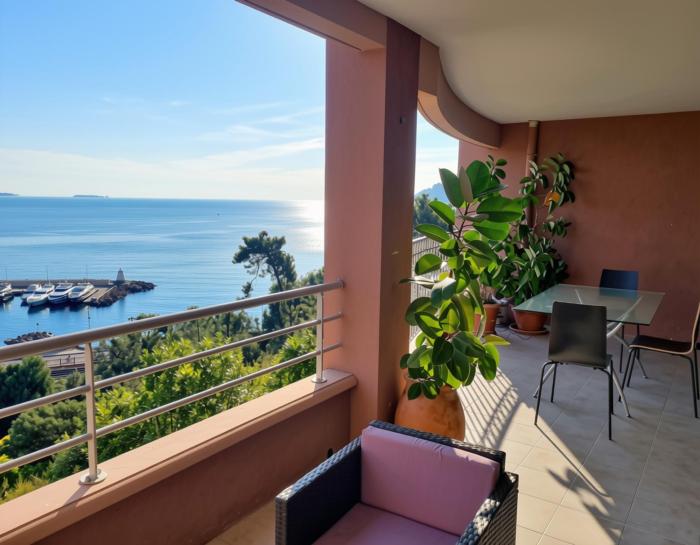 3 pièces avec vue mer exceptionnelle - changement de gestionnaire voir photos pour avis