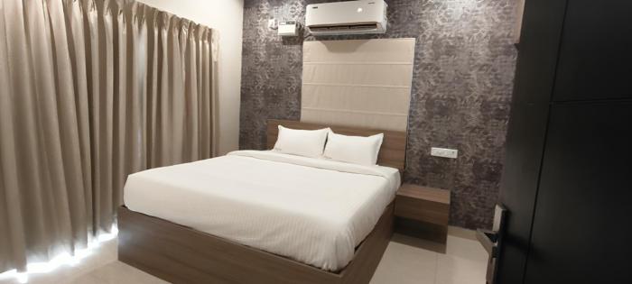 Skyline Suites
