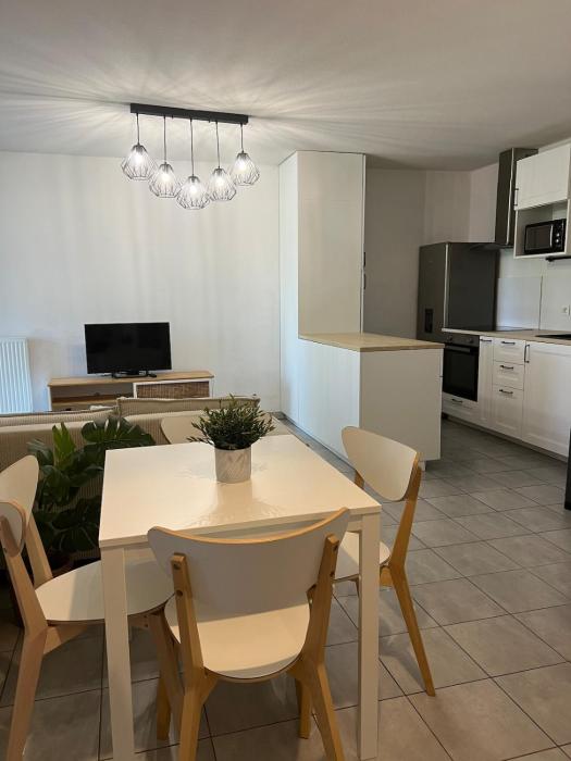 Joli T2 au bord de locéan avec jardin privatif