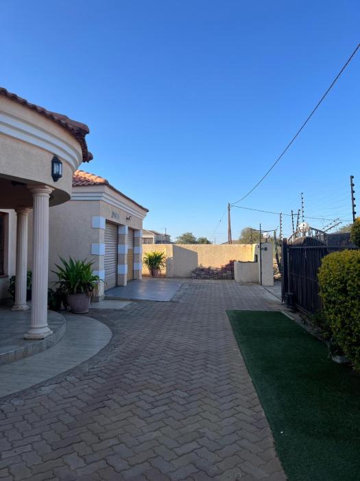 Mma Mali Bakgopeng B&B