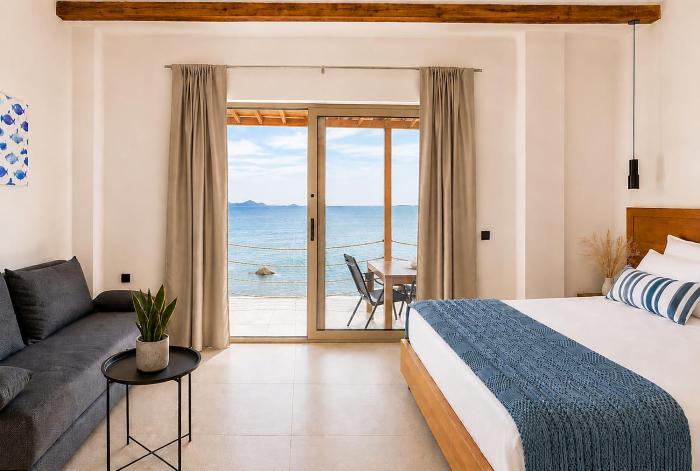 aelia beach living I