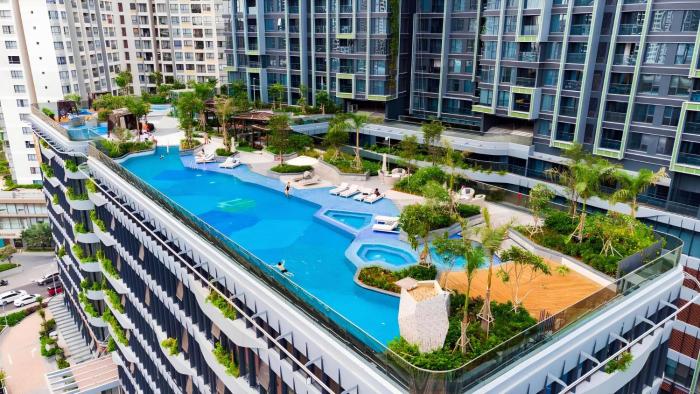 Lumiere Riverside - Premium City Escape