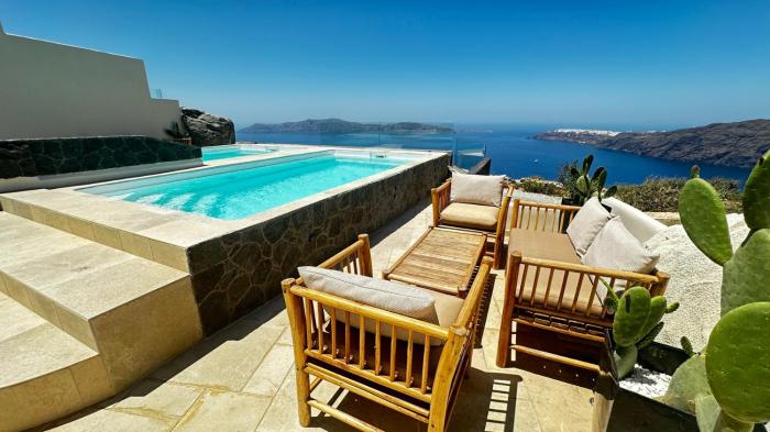 Caldera Serenity - Small Luxury Villas