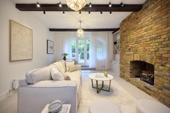 The Brick & Timber Flat by Abbey Road