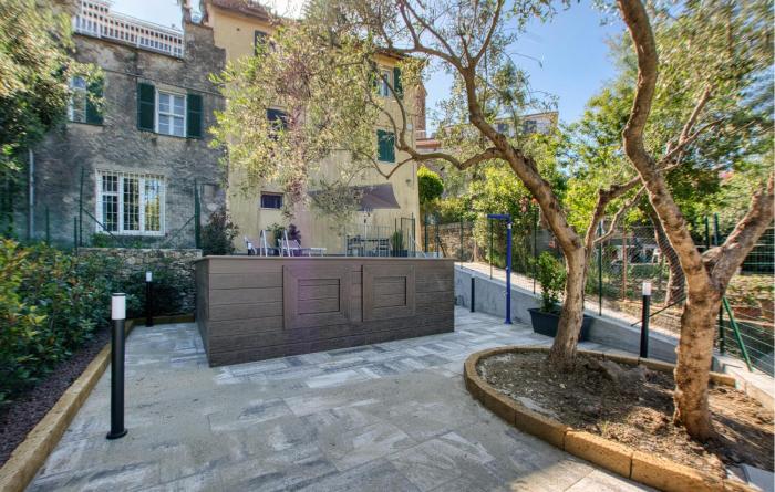 Lovely Apartment In Costarainera