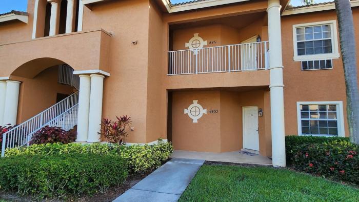 Right Direction Rentals 1 Bedroom Villa 8403