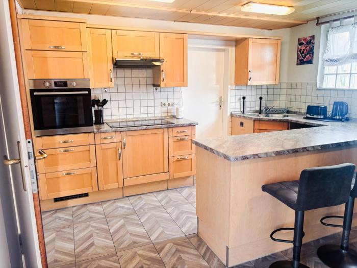 bookandstay24 Roßdorf 5 Zimmerwohnung Rhein Main Gebiet