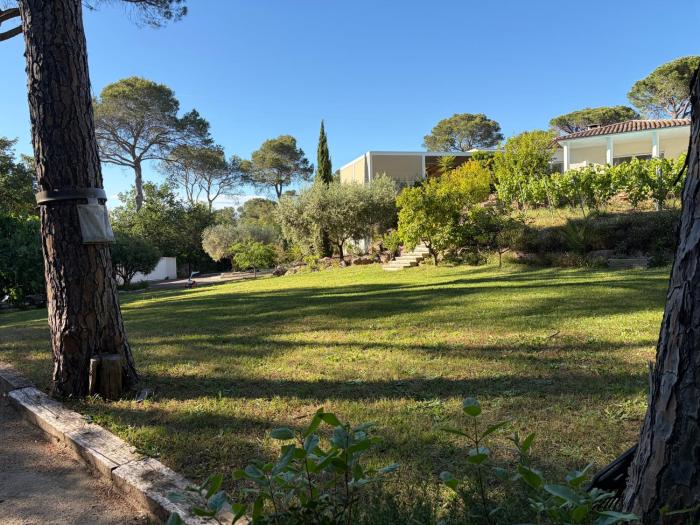 Appartement T2 dans magnifique villa st raphael