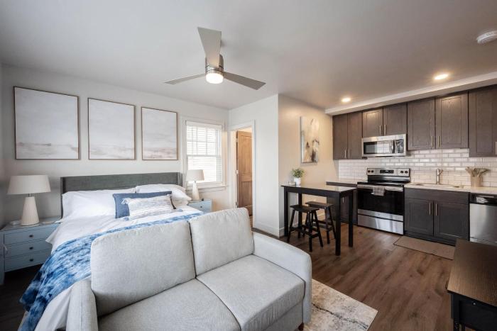 Modern Indy Studio Near Downtown & Mass Ave Escape