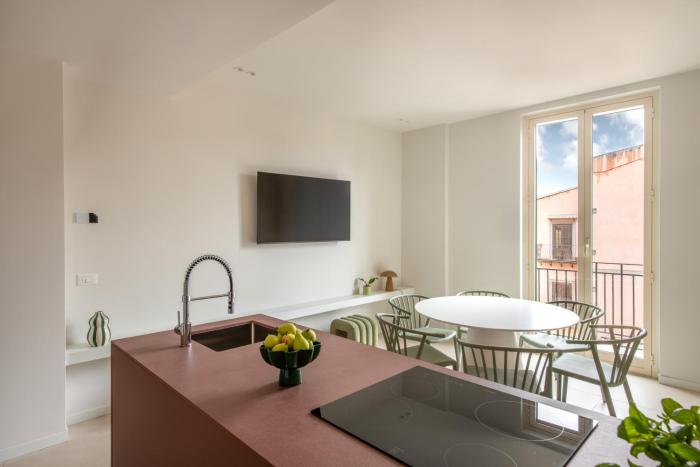 Capo market view luxury apartment