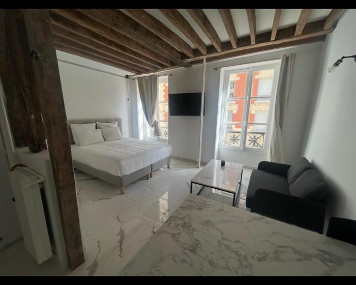 Charming Studio in the very Heart of Le Marais
