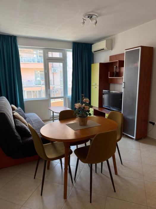 Apartment Viktoriya Pomorie