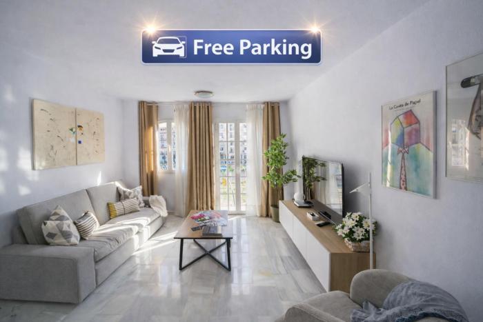Beautiful Central Apartment with Free Parking