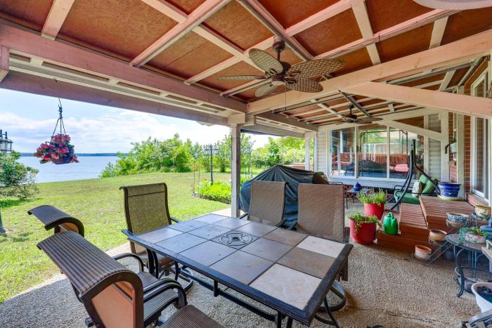 Gloucester Retreat w Backyard Oasis & Pier!