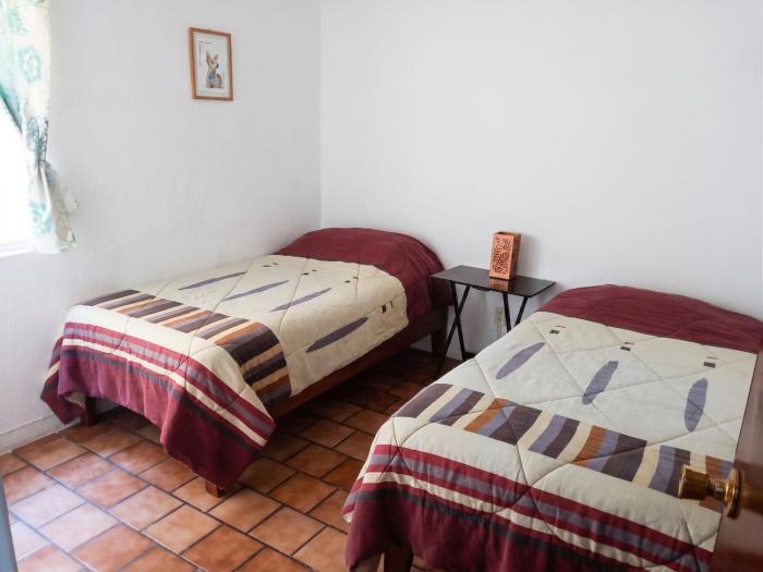 Twin Room near Minerva & Stadium Access