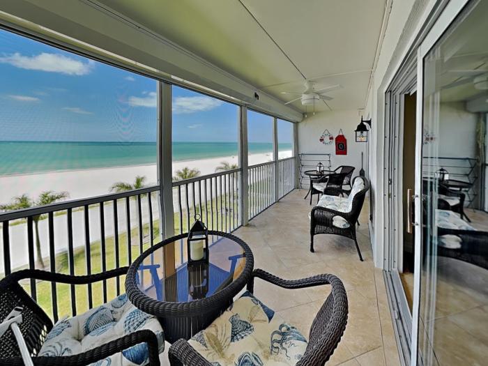 Pointe South 305