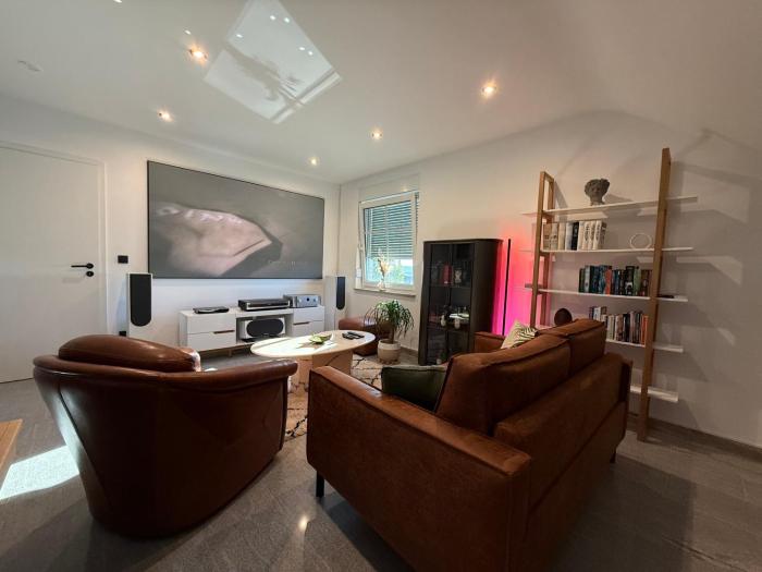 CASA Linda - Luxury flat for Chill Travel & Work