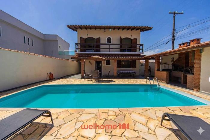 Casa em Itanhaem com Piscina a 10min da Praia
