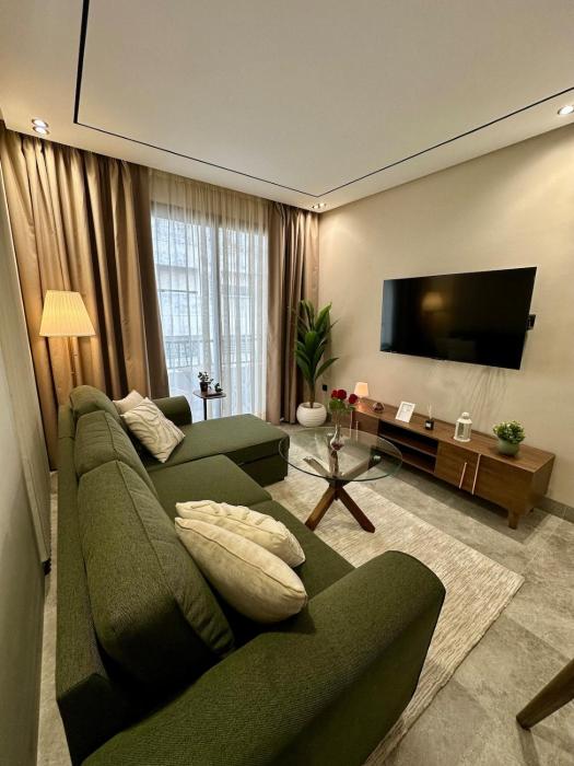 CFC Green Pearl - Stylish Modern Apartment