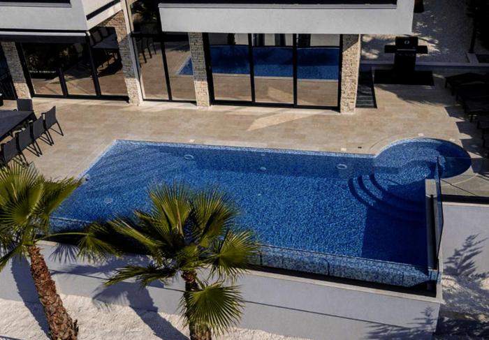 Luxury Villa with Pool & Panoramic Sea Views