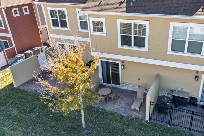 Spacious Family Villa 5min to Disney