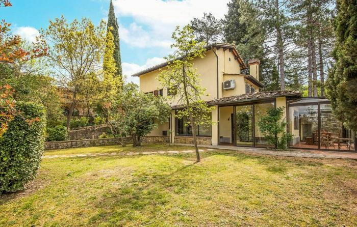 12Th-Century Rural Residence Near Florence