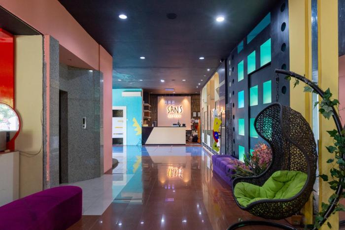 Sans Hotel International Surabaya