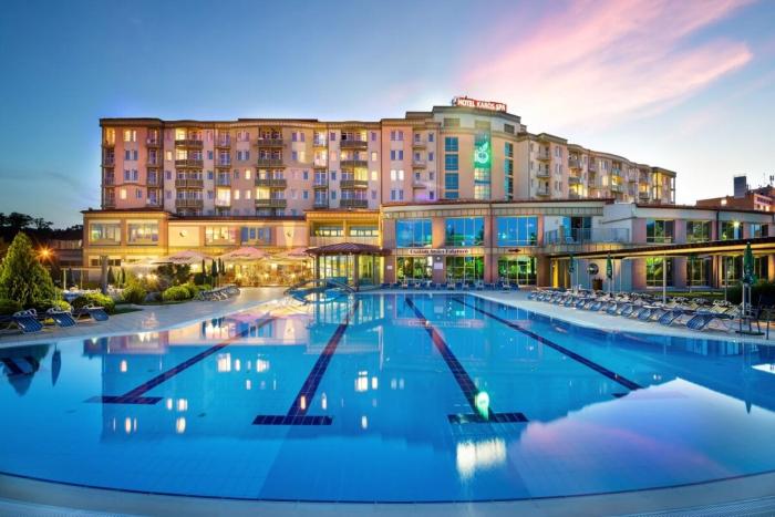 Room4U Apartman & Karos Spa