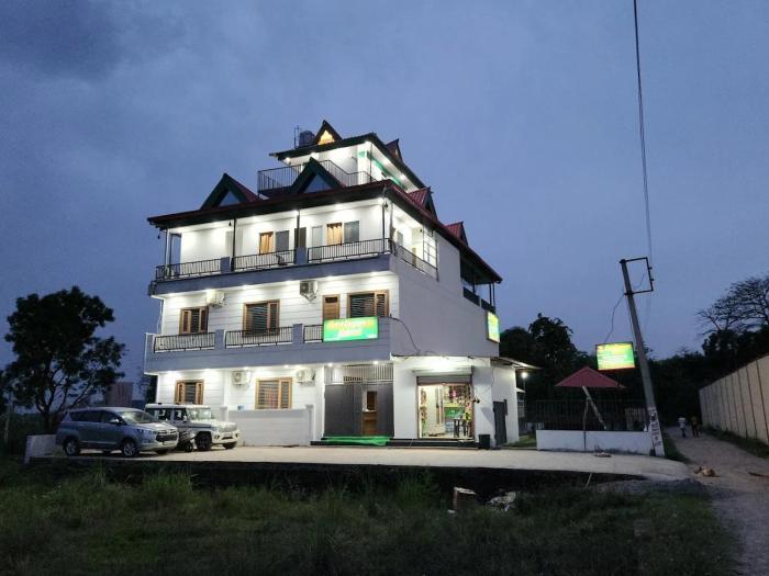 Hotel Baromas Retreat