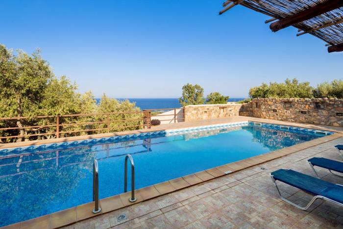 Villa Kimothoe with Private Pool, only 20 min to Elafonissi Beach