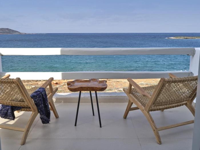 "Big Blue"Seafront Villa Naousa Paros