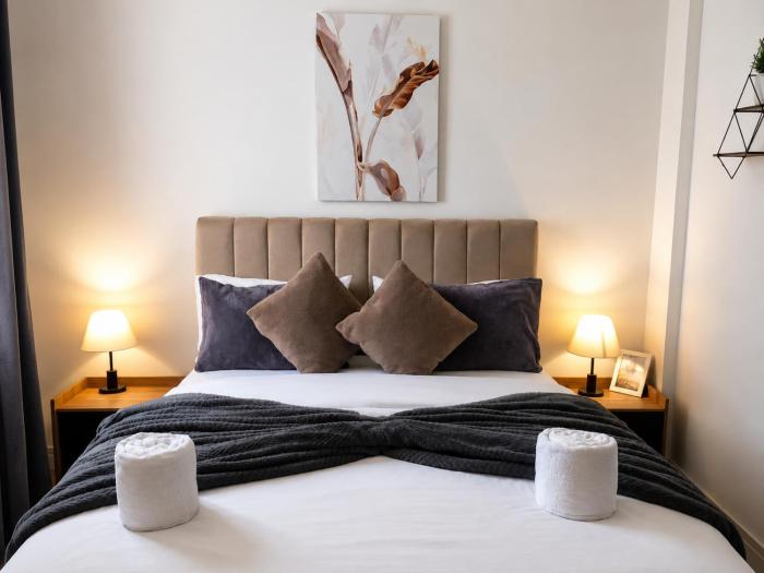 Cosy Apartment Near Beach & Airport