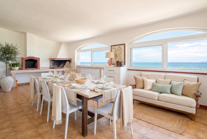 Villa Tonnare direttamente sul mare